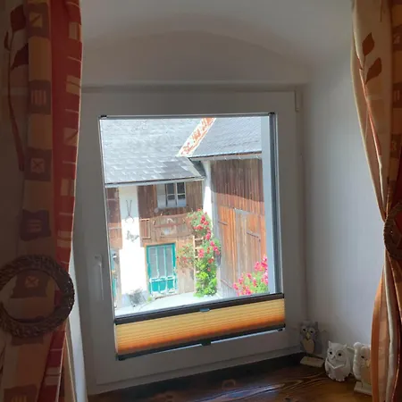 Wengerwirt Zur Laube Bed & Breakfast *