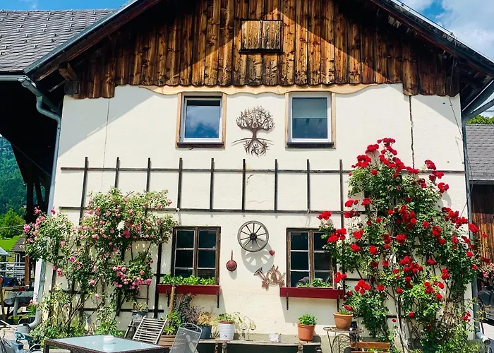 Wengerwirt Zur Laube Bed & Breakfast 3*
